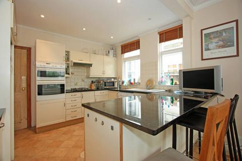 4 bedroom terraced house to rent, Bangalore street, West Putney, London, SW15
