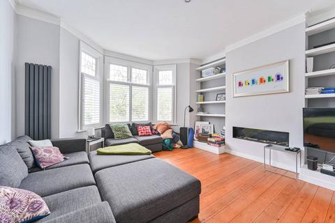 5 bedroom terraced house to rent, Deerhurst Road, Streatham, London, SW16