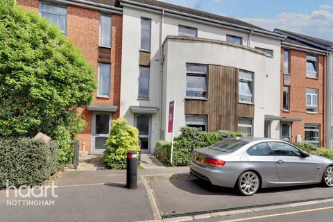 4 bedroom terraced house for sale, Nazareth Road, Nottingham