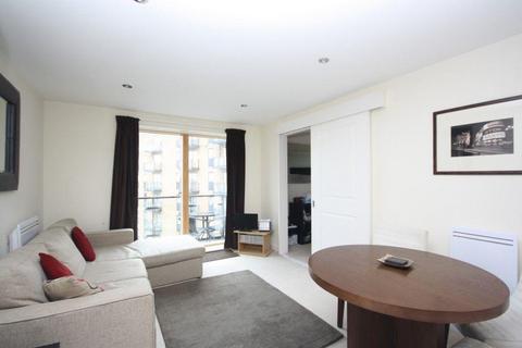 1 bedroom flat for sale, Durnsford Road, SW19