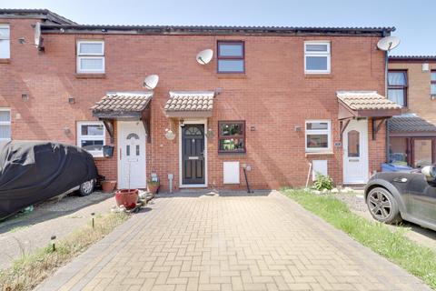 2 bedroom terraced house for sale, Fanns Rise, Purfleet-on-Thames RM19