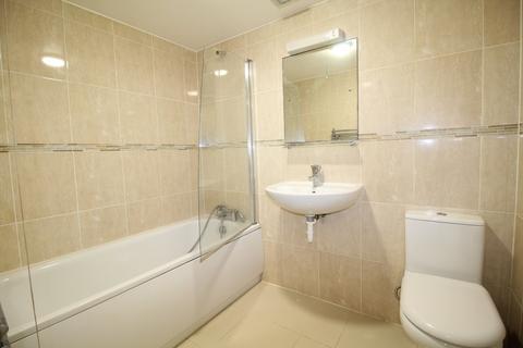 2 bedroom maisonette to rent, Saxon Road, London, South Norwood, SE25