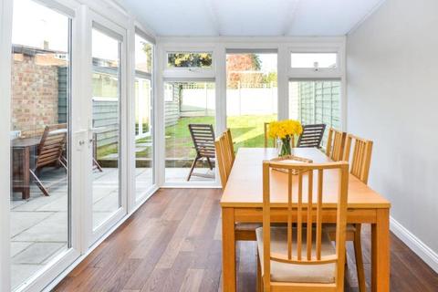 22 The Broad Walk North, Brentwood, CM13 2EY
