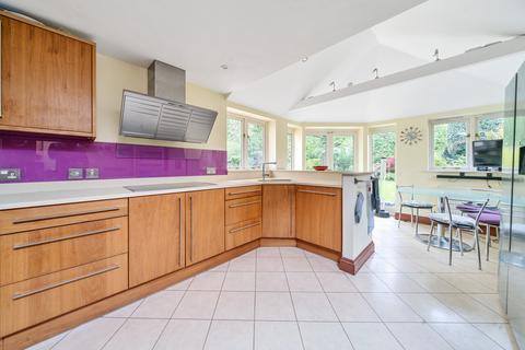 6 bedroom detached house for sale, Sandrock Hill Road, Wrecclesham, Farnham, GU10