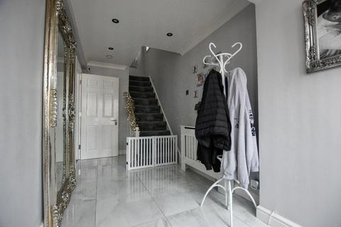3 bedroom semi-detached house for sale, Clipper Crescent, Gravesend, Kent, DA12