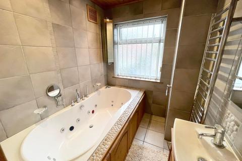 2 bedroom semi-detached house for sale, Southfield Drive, Normoss FY3