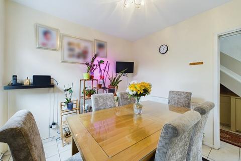 209 Bracelet Close, Corringham, Stanford-le-hope, SS17 7JX