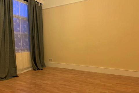 2 bedroom flat to rent, Granville Road, London, N22
