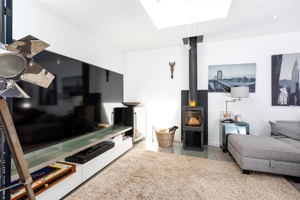 Office/Tv Room
