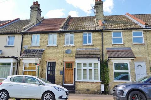 2 bedroom terraced house to rent, Green Road, Newmarket
