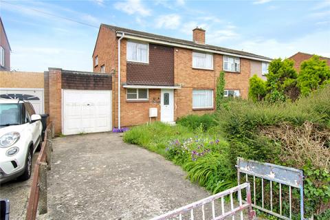 15 Myrtle Gardens, Swindon, SN2 1SB