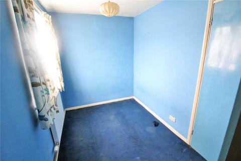 15 Myrtle Gardens, Swindon, SN2 1SB