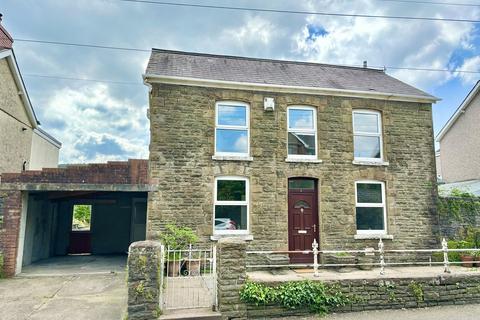 15 Brecon Road, Pontardawe, Swansea, SA8 4PA