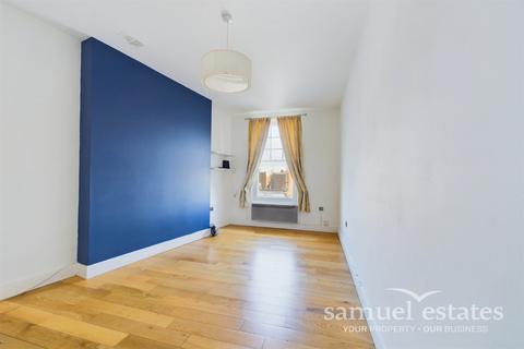 1 bedroom flat for sale, London Road, Forest Hill, SE23