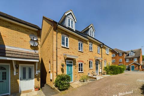 3 bedroom end of terrace house for sale, Leighton Buzzard LU7