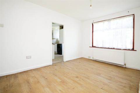 3 bedroom terraced house to rent, Heath Road, Chadwell Heath, RM6