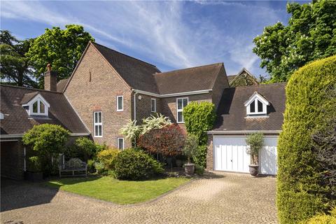 5 bedroom detached house for sale, Paget Place, Coombe Hill, KT2