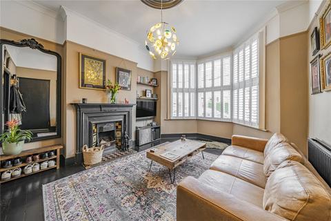 26 Rathcoole Avenue, London, N8 9NA