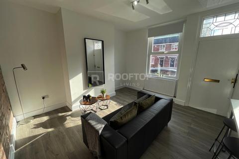 2 bedroom house to rent, Glossop Grove, Leeds LS6