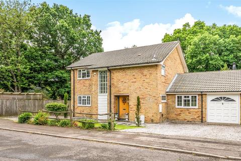 4 bedroom detached house for sale, Sovereign Way, Boyatt Wood, Hampshire, SO50