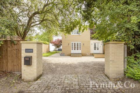 4 bedroom coach house for sale, Town Close Road, Norwich NR2