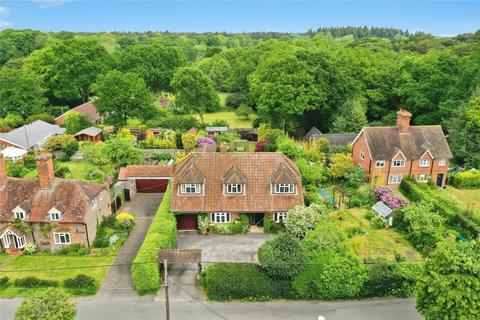4 bedroom detached house for sale, Windmill Road, Mortimer Common, Reading, Berkshire, RG7