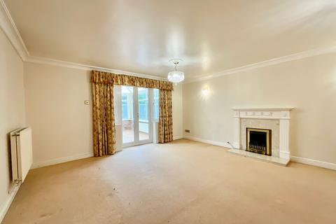 33 Ash Way, Newcastle, ST5 3UB