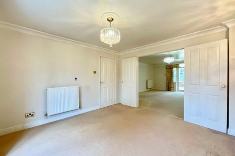 33 Ash Way, Newcastle, ST5 3UB