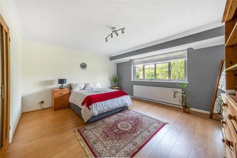 31 Malcolm Drive, Surbiton, KT6 6QS
