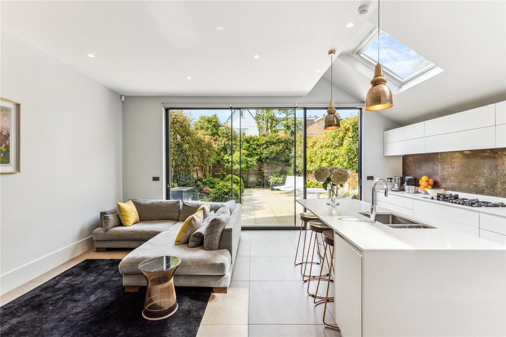 Kitchen/Family Room