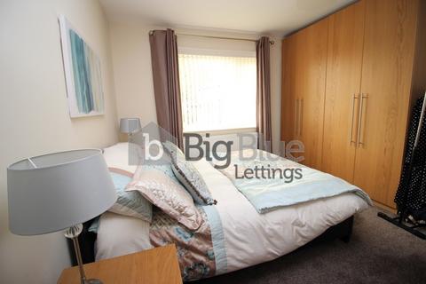 3 bedroom property to rent, Burley Hill Drive, Burley, Leeds LS4