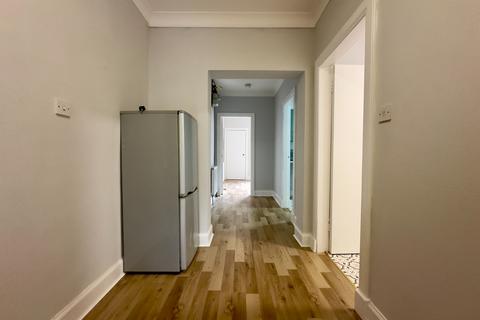 3 bedroom flat to rent, West Princes Street, Woodlands, Glasgow, G4