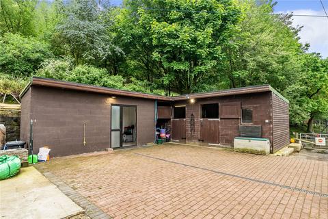 3 bedroom equestrian property for sale, Pymroyd, Huddersfield, West Yorkshire, HD4