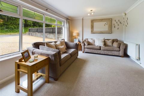 1 Dinch Hill, Undy, Caldicot, NP26 3JL