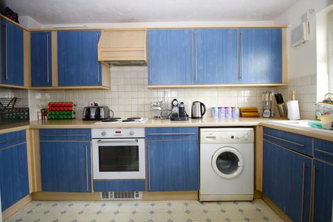 58 Rawlyn Close, Chafford Hundred, Grays, RM16 6BS