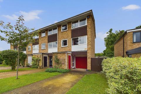 32 High Broom Crescent, West Wickham, BR4 0RG