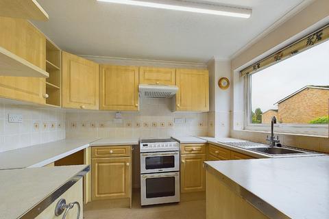 32 High Broom Crescent, West Wickham, BR4 0RG