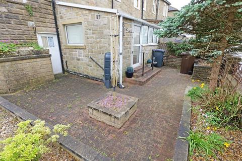 2 Hollins Road, Barnoldswick, BB18 5HT