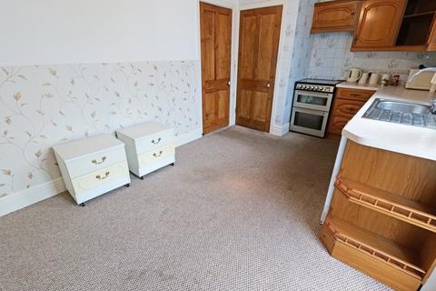 2 Hollins Road, Barnoldswick, BB18 5HT