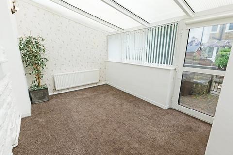 2 Hollins Road, Barnoldswick, BB18 5HT