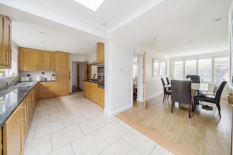 2 Amberley Drive, Woodham, Addlestone, KT15 3SL