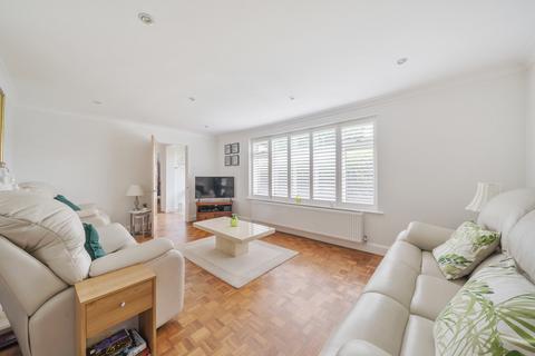 2 Amberley Drive, Woodham, Addlestone, KT15 3SL
