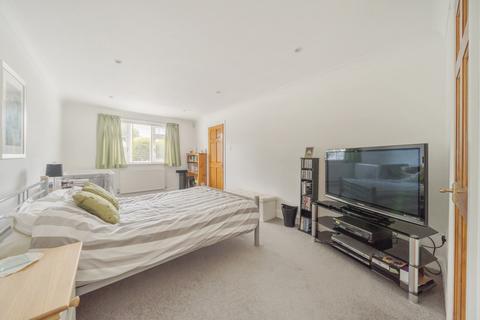 2 Amberley Drive, Woodham, Addlestone, KT15 3SL