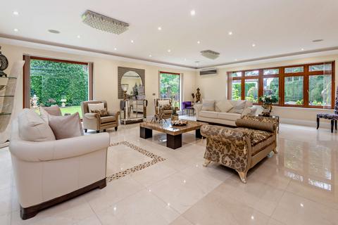 6 bedroom detached house for sale, Troutstream Way, Loudwater, Rickmansworth, WD3