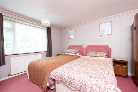 22 Brook Road, Bagshot, GU19 5JS
