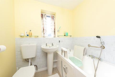 22 Brook Road, Bagshot, GU19 5JS