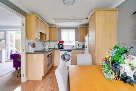 47 Barley Close, St Ives, PE27 3AJ