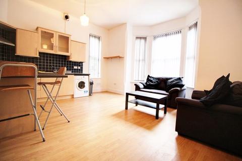 3 bedroom flat to rent, Waterloo Road, Arboretum