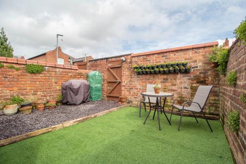 3 bedroom terraced house for sale, Lime Grove, Hoole, Chester