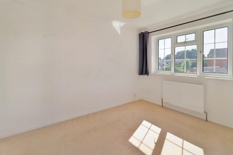 1 bedroom terraced house to rent, Colne Drive, Walton-on-Thames KT12